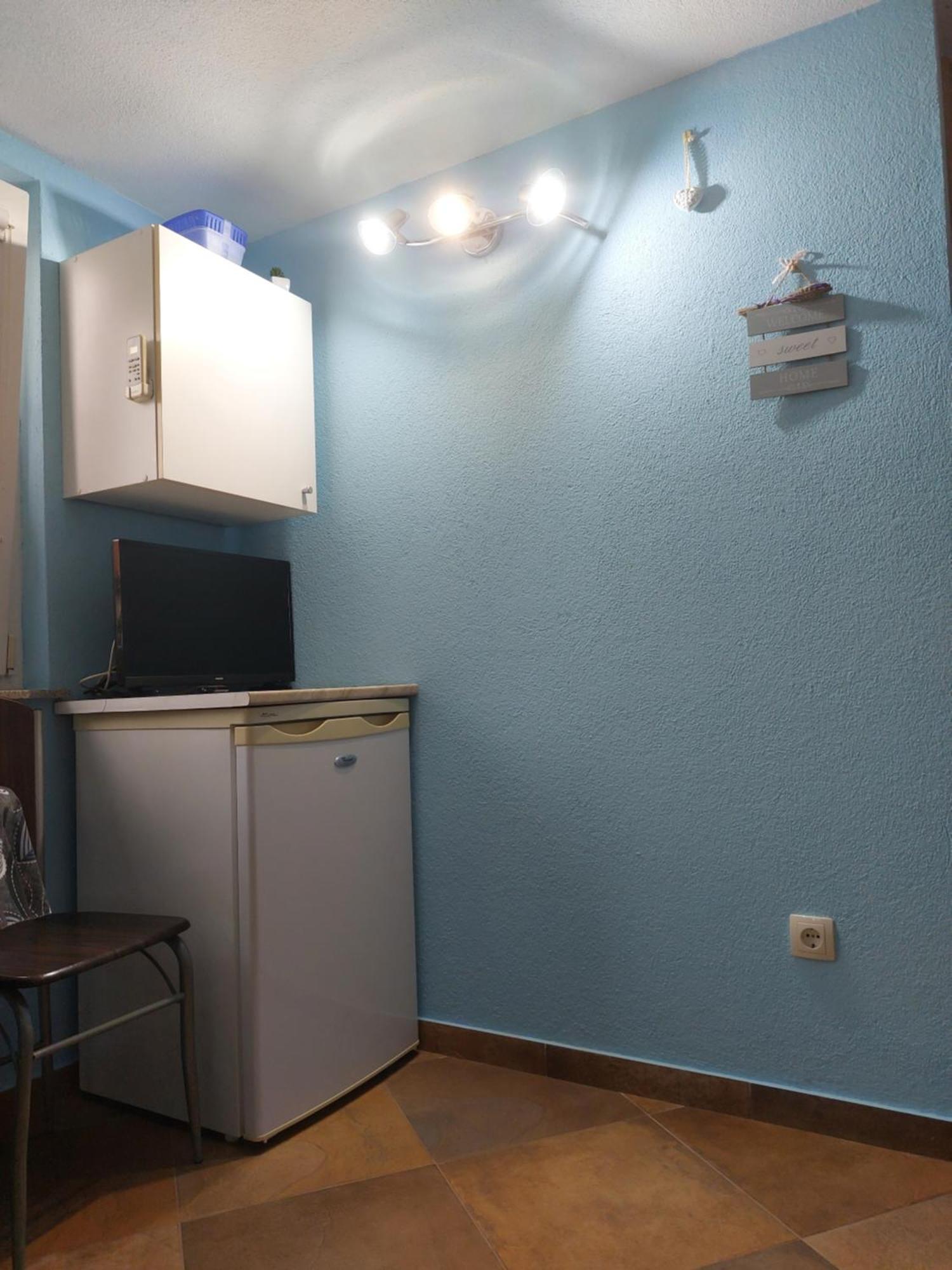 Apartmani Damir Kazija Пакоштане Экстерьер фото