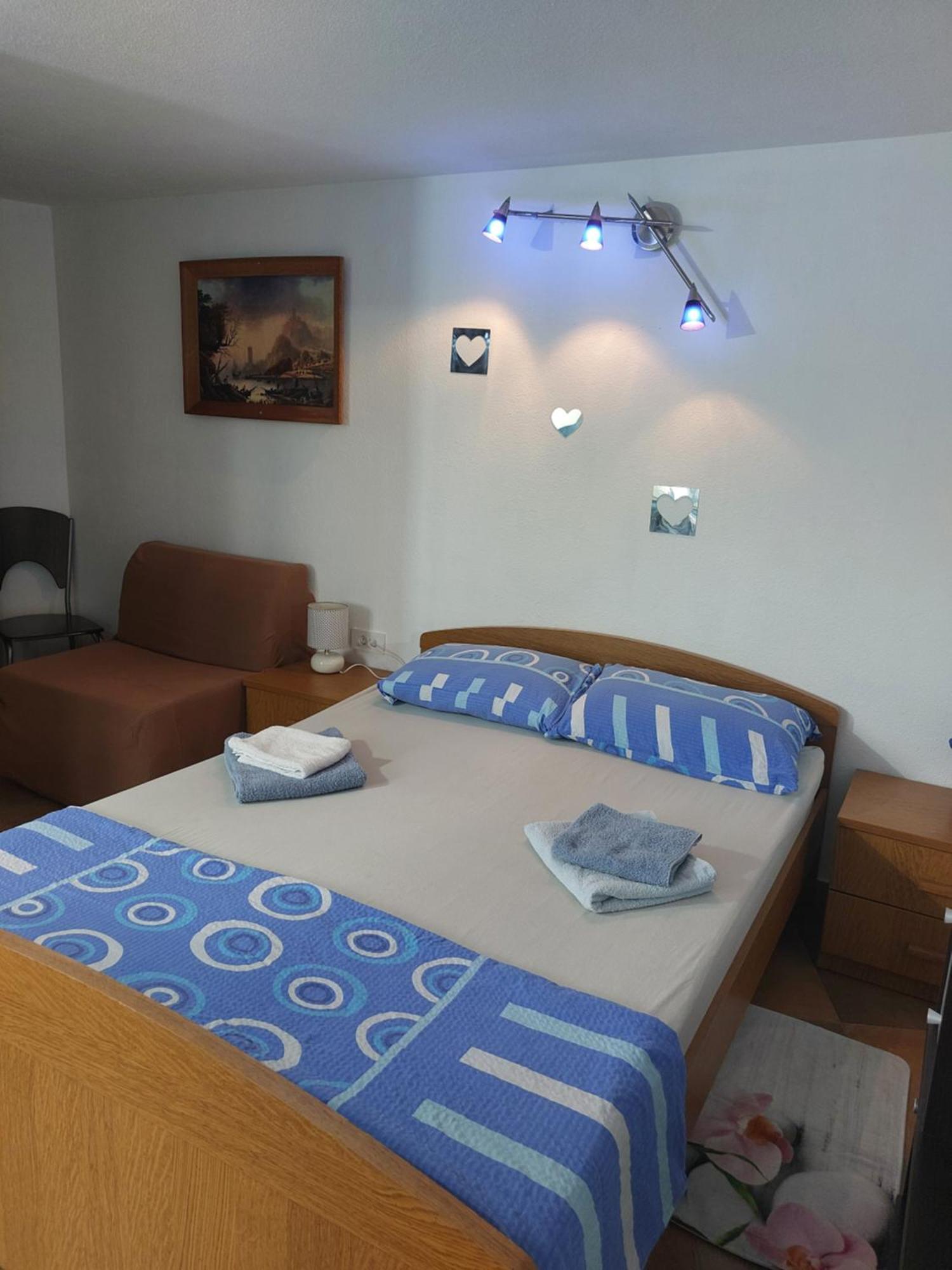 Apartmani Damir Kazija Пакоштане Экстерьер фото